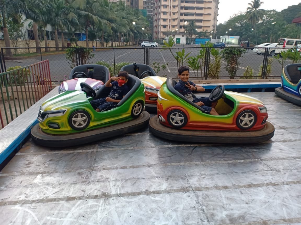 Bumper car